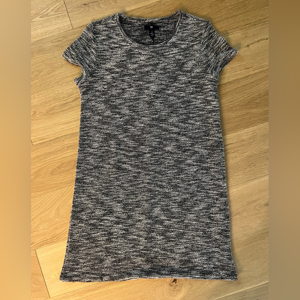 GAP Heathered Short Sleeve Shift Dress
